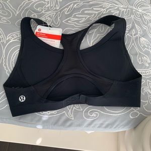 Lululemon itty bitty bracer sports bra. 32A